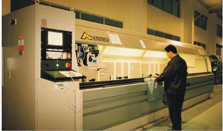 幕墙加工中心（意大利）